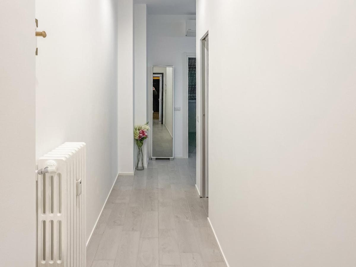 Bnb Capital Milano Moscova - White 외부 사진